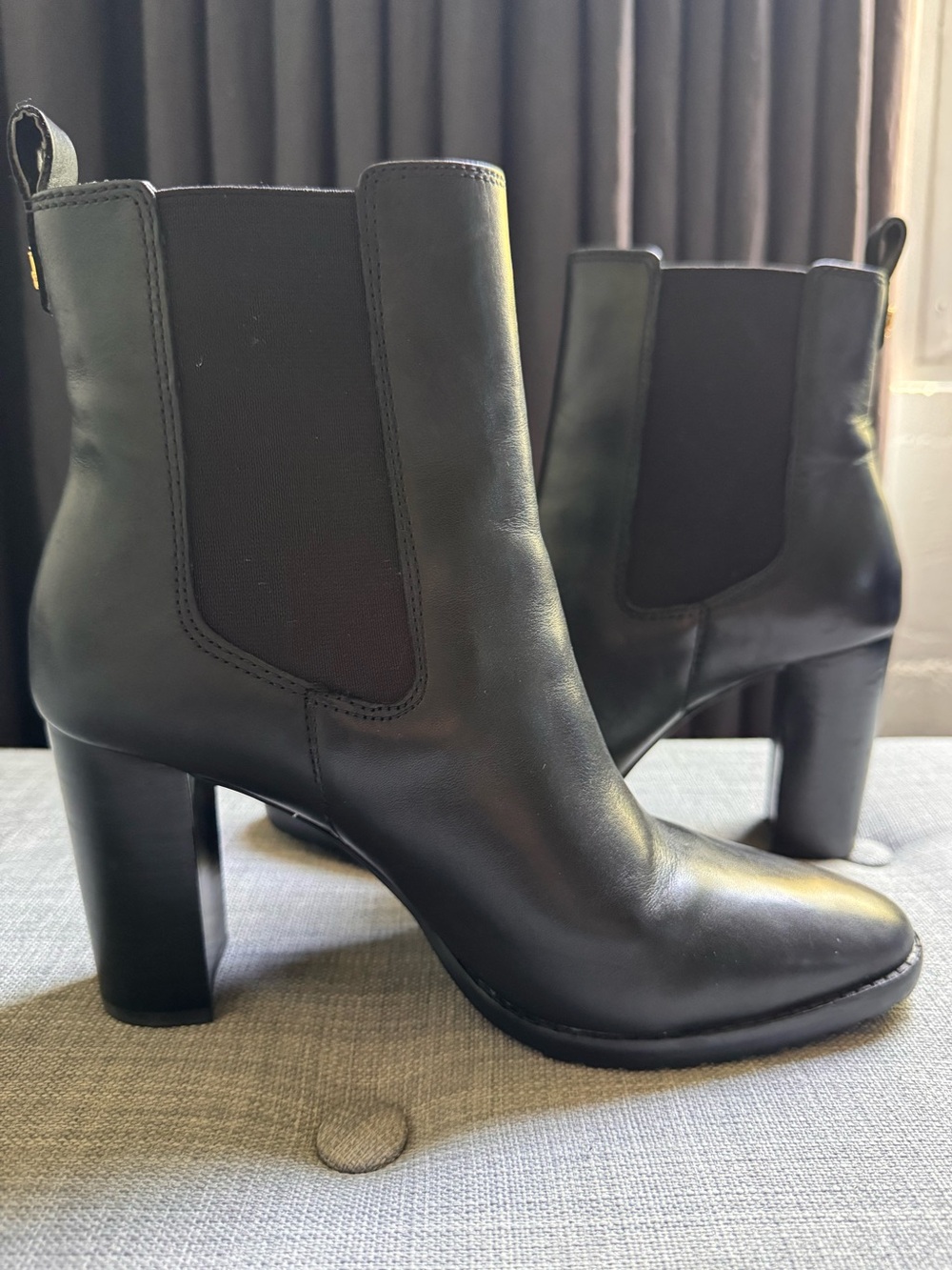 Lauren Ralph Lauren Mylah Black Leather Chelsea Boots size 8.5